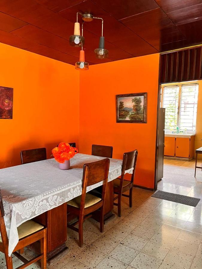Villa Casa Gabriela Mistral , El Salvador